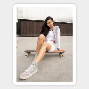 Mona skater Magnet